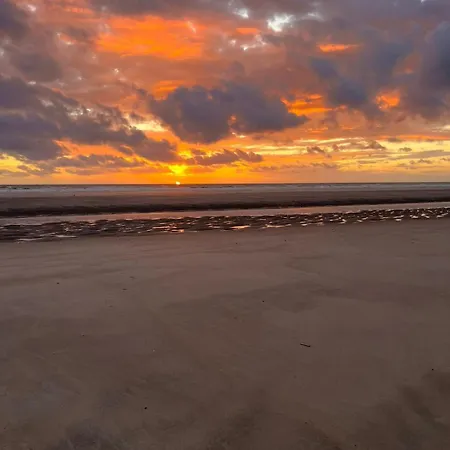 L Orée De La Pinède à 800 Metres De La Sous Les Pins Hébergement de vacances Hardelot-Plage