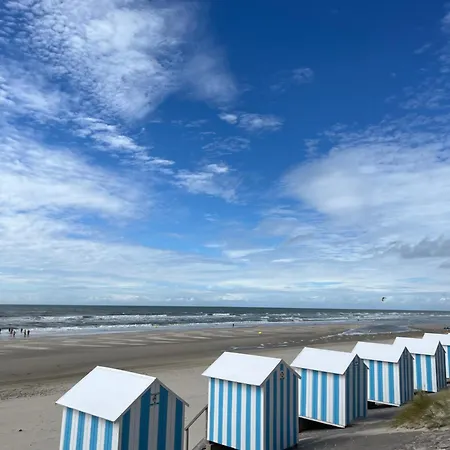 Hébergement de vacances L Orée De La Pinède à 800 Metres De La Sous Les Pins *
